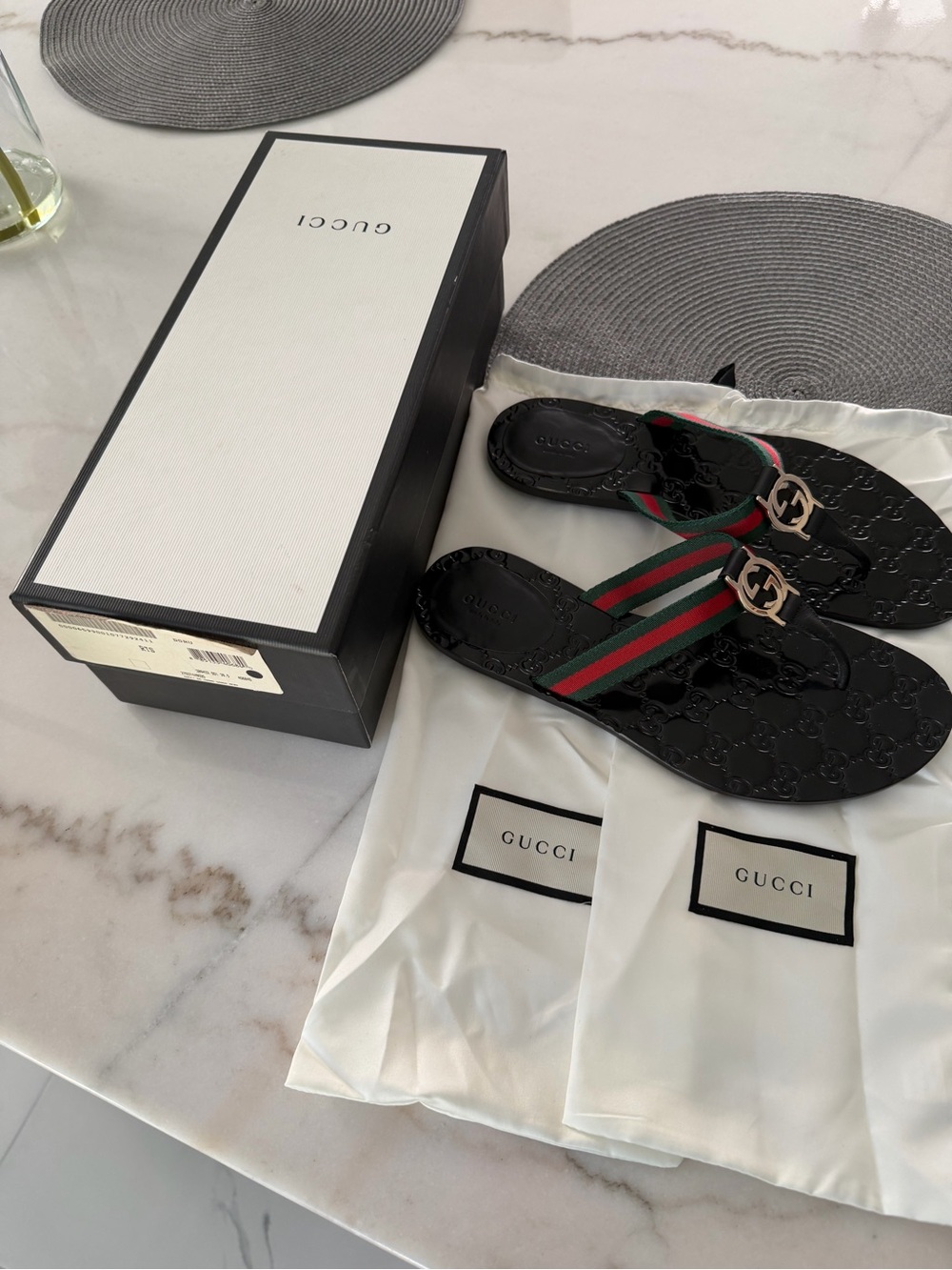 Footwear - Sandals/Flip-flops - Picture 14 of 16